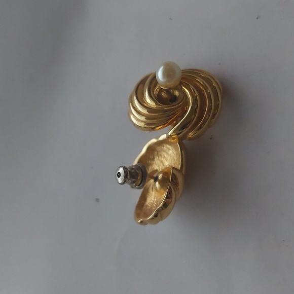 Earrings - Picture 2 of 2